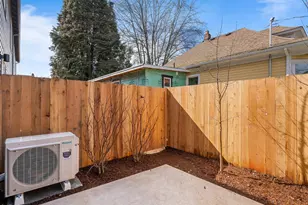 1660 SE Umatilla St, Portland, OR 97202 - Photo 10