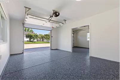 15938 SE Alder St, Portland, OR 97233 - Photo 40
