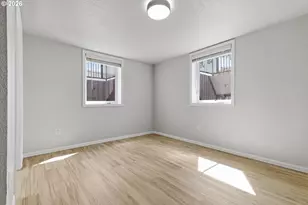 15938 SE Alder St, Portland, OR 97233 - Photo 24