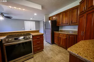 1830 Yolanda Ave, Springfield, OR 97477 - Photo 18