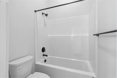 14184 SE Iseli Ln, Clackamas, OR 97015 - Photo 38