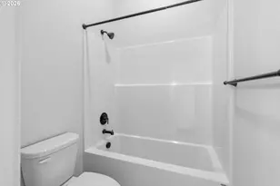 14184 SE Iseli Ln, Clackamas, OR 97015 - Photo 38