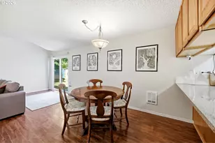 724 SE Rene Ave, Gresham, OR 97080 - Photo 12