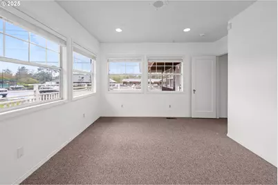 3447 N Highway 101, Gearhart, OR 97138 - Photo 10