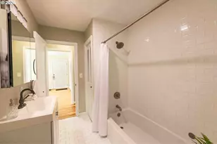 216 SE 75th Ave, Portland, OR 97215 - Photo 26