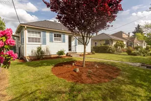 216 SE 75th Ave, Portland, OR 97215 - Photo 2