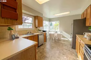 216 SE 75th Ave, Portland, OR 97215 - Photo 14