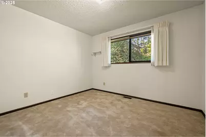 2431 W Lynnwood Dr, Longview, WA 98632 - Photo 16