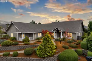 2332 Rosemary Ct, Florence, OR 97439 - Photo 2