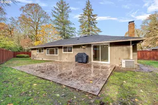 18434 Sandpiper Cir, Lake Oswego, OR 97035 - Photo 32