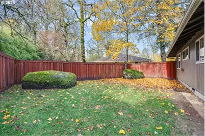 18434 Sandpiper Cir, Lake Oswego, OR 97035 - Photo 34
