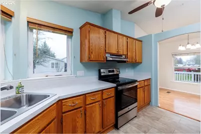 2329 N Gray St, Cornelius, OR 97113 - Photo 10