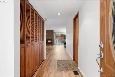 10440 SW Century Oak Dr, Portland, OR 97224 - Photo 2