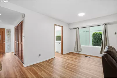10440 SW Century Oak Dr, Portland, OR 97224 - Photo 16