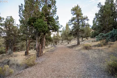 10651 Village Loop, Redmond, OR 97756 - Photo 42