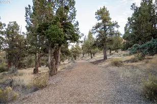 10651 Village Loop, Redmond, OR 97756 - Photo 42