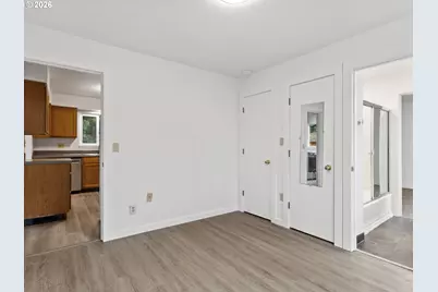 8635 NE Skidmore St, Portland, OR 97220 - Photo 26