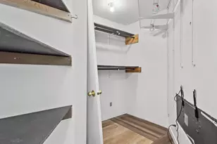 8635 NE Skidmore St, Portland, OR 97220 - Photo 22