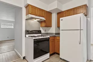 8635 NE Skidmore St, Portland, OR 97220 - Photo 16