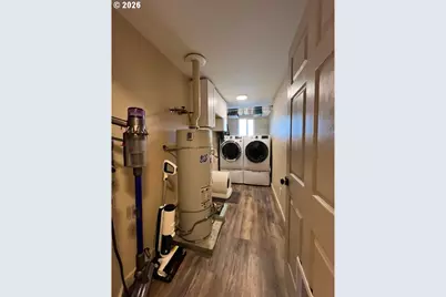 234 Little Valley Rd, Roseburg, OR 97471 - Photo 8