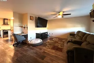 234 Little Valley Rd, Roseburg, OR 97471 - Photo 2