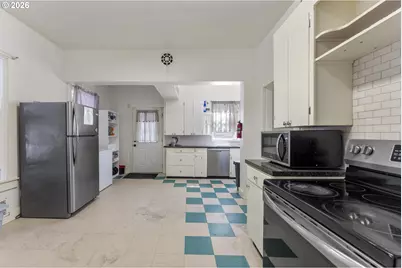 2124 NE 9th Ave, Portland, OR 97212 - Photo 14