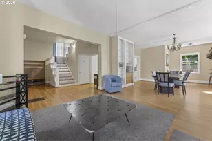 2124 NE 9th Ave, Portland, OR 97212 - Photo 4