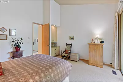 999 NE 169th Dr, Portland, OR 97230 - Photo 22