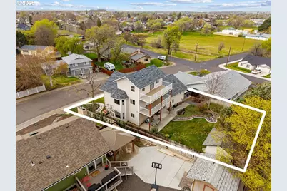 325 SE 9th Dr, Hermiston, OR 97838 - Photo 4