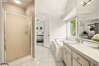 6438 SW Flower St, Portland, OR 97221 - Photo 24