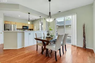 6441 NE Rosebay Dr, Hillsboro, OR 97124 - Photo 16
