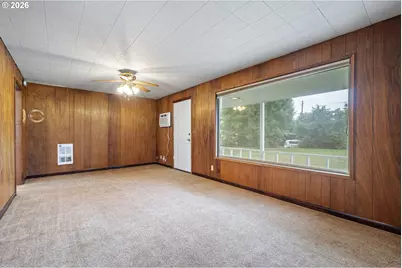 485 S 46th St, Springfield, OR 97478 - Photo 10