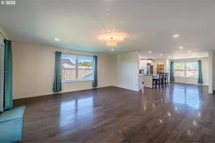 937 Carter St SW, Bandon, OR 97411 - Photo 8