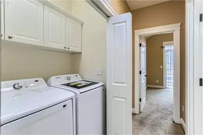 343 NE Bryant St, Portland, OR 97211 - Photo 24