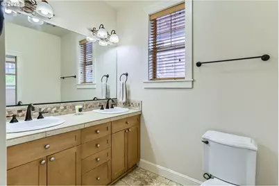 343 NE Bryant St, Portland, OR 97211 - Photo 20