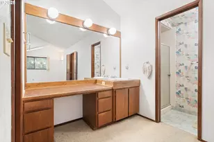 9411 SW 62nd Dr, Portland, OR 97219 - Photo 32