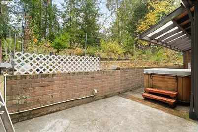 9411 SW 62nd Dr, Portland, OR 97219 - Photo 42