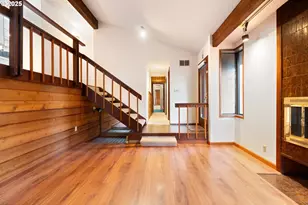 9411 SW 62nd Dr, Portland, OR 97219 - Photo 12