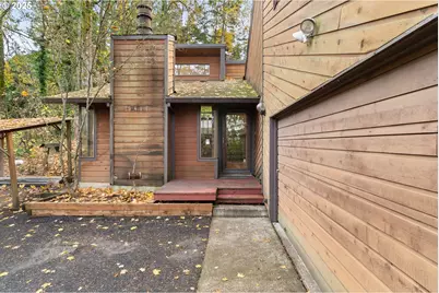 9411 SW 62nd Dr, Portland, OR 97219 - Photo 6