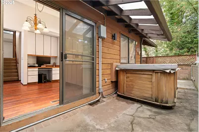 9411 SW 62nd Dr, Portland, OR 97219 - Photo 40