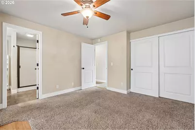 546 SE Paropa Pl, Gresham, OR 97080 - Photo 12