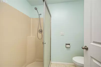 933 S 44th St, Springfield, OR 97478 - Photo 20