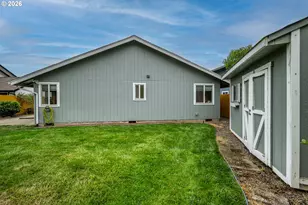933 S 44th St, Springfield, OR 97478 - Photo 30