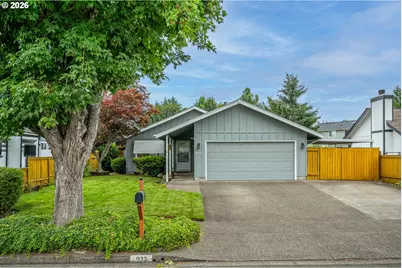 933 S 44th St, Springfield, OR 97478 - Photo 2