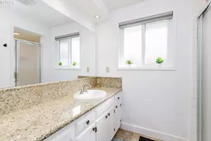 16455 Devonshire Dr, Gladstone, OR 97027 - Photo 16