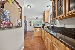 675 10th St, Lake Oswego, OR 97034 - Photo 8