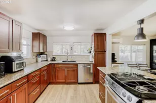 5745 SW Old Scholls Ferry Rd, Portland, OR 97225 - Photo 8