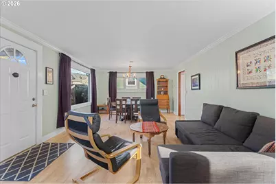 2668 SW Hume Ct, Portland, OR 97219 - Photo 6