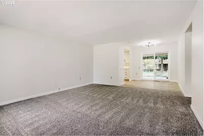 11940 SW King James Pl, King City, OR 97224 - Photo 4