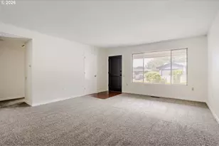 11940 SW King James Pl, King City, OR 97224 - Photo 6